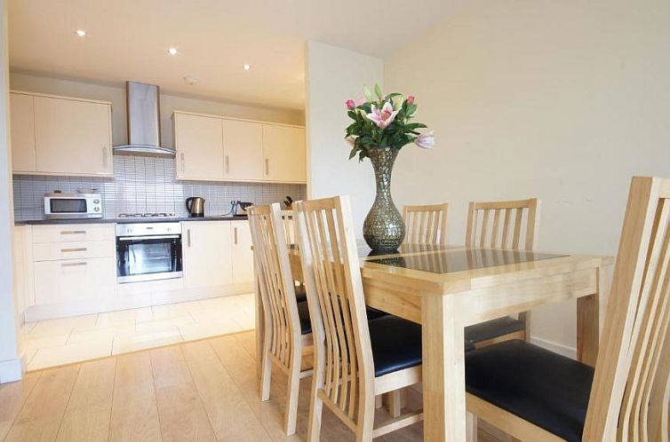 Lodge Drive Serviced Apartments