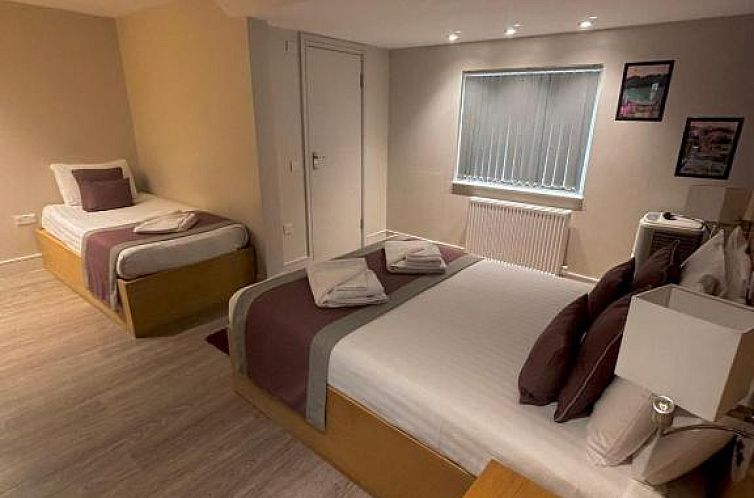Holtwhites Hotel
