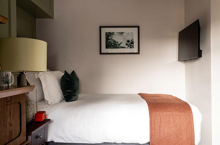 Coach & Horses Hotel