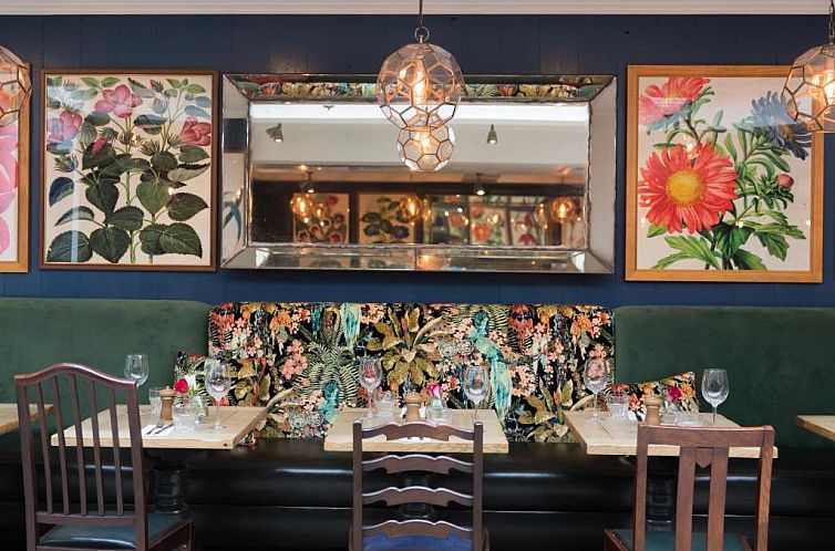 Coach & Horses Hotel