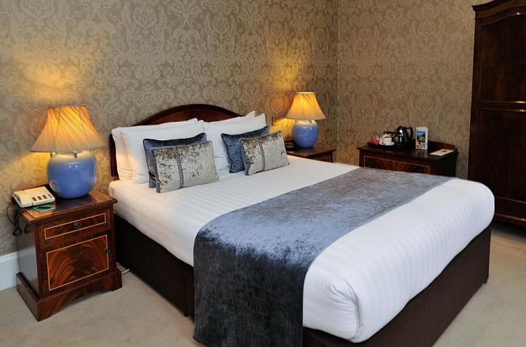 Best Western PLUS Grim's Dyke Hotel