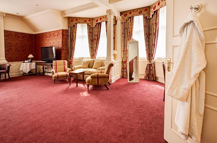 Best Western PLUS Grim's Dyke Hotel