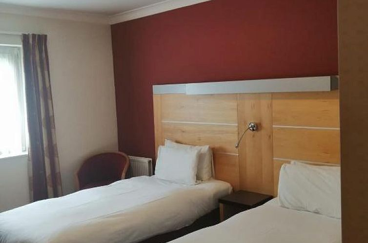 Tudor Lodge Hotel