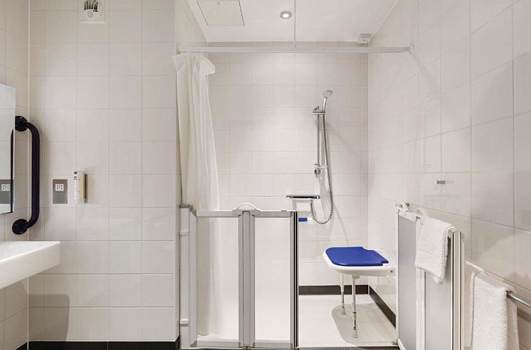 Ramada by Wyndham Cobham