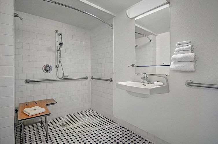 Motel 6-Tallahassee, FL - Downtown