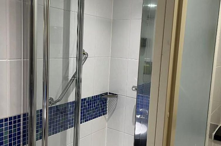 Holiday Inn Express London - Epsom Downs, an IHG Hotel