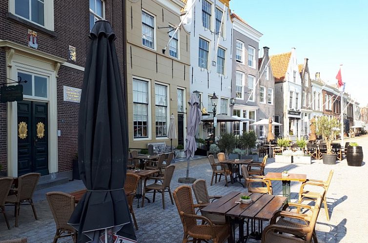 Chalet Sunrise met prive strandtuin