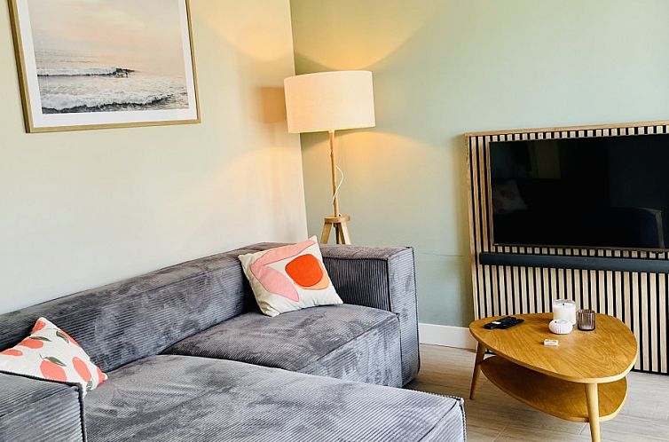 Strandhuis Over De Dam