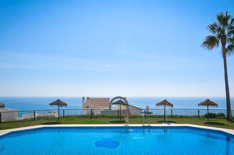 Olée Nerja Holiday Rentals by Fuerte Group