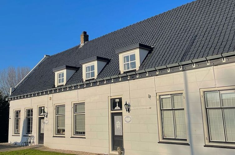 Vacation home in Melissant, Goeree-Overflakkee, charming exterior of vacation home in South Holland