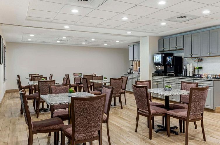 Best Western Plus New England Inn & Suites