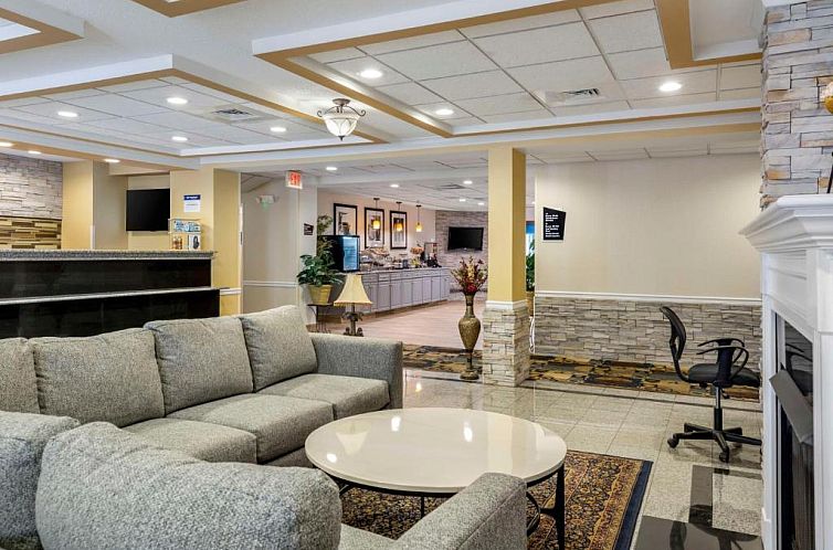 Best Western Plus New England Inn & Suites