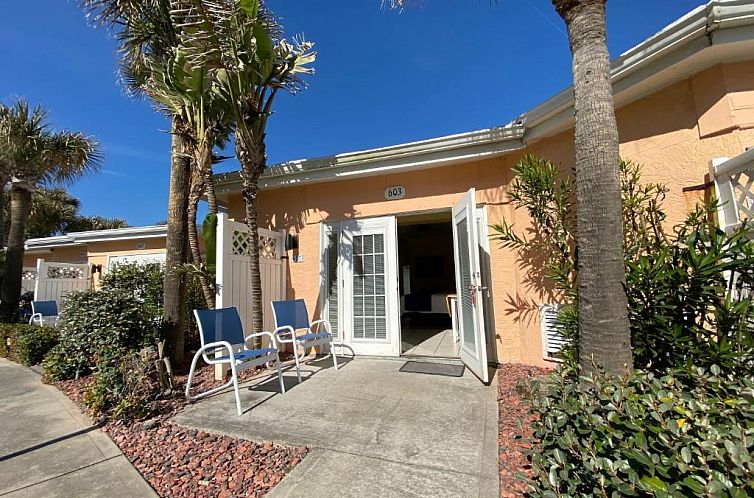 Coral Sands Inn