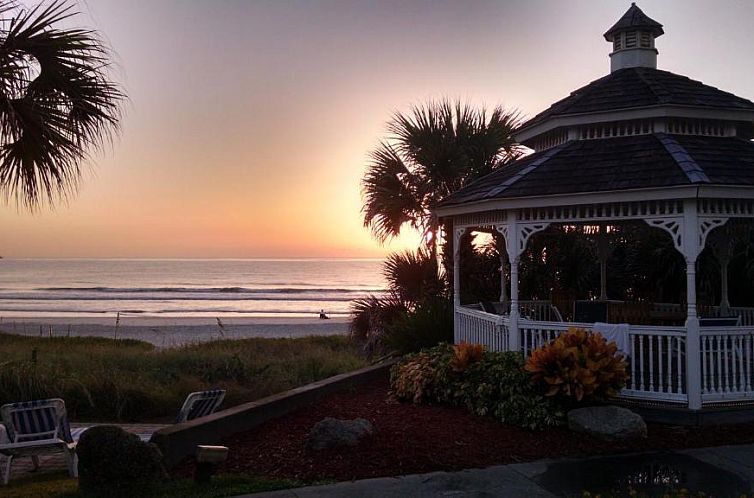 Coral Sands Inn