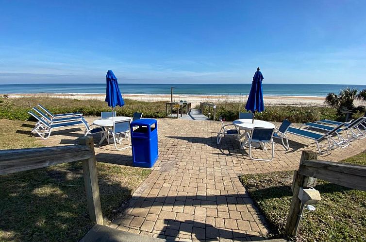 Coral Sands Inn