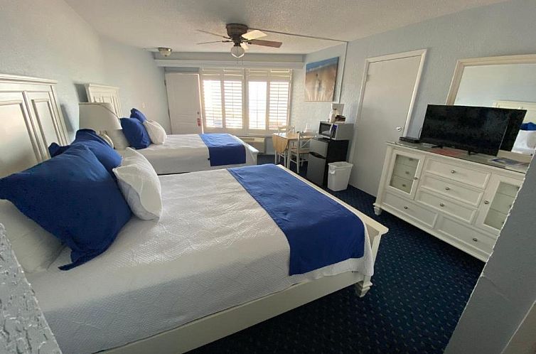 Coral Sands Inn