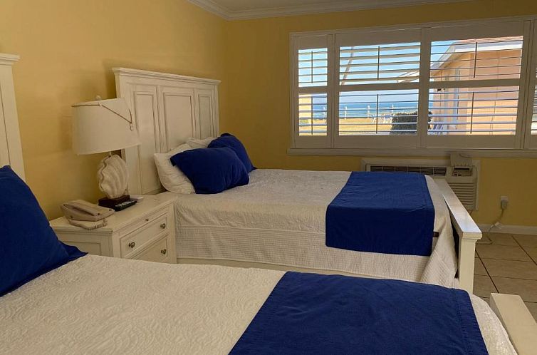 Coral Sands Inn