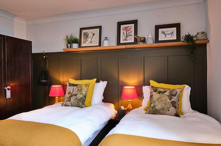 The Bulls Head Hotel
