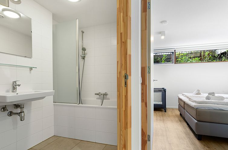 De Reeuwijkse Plassen | 12-persoons waterwoning - Ravensberg