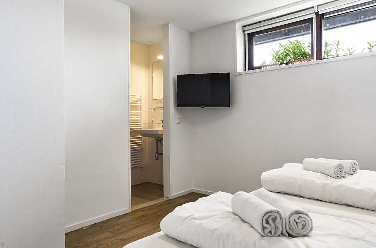 De Reeuwijkse Plassen | 8-persoons waterwoning - Vogelenzang