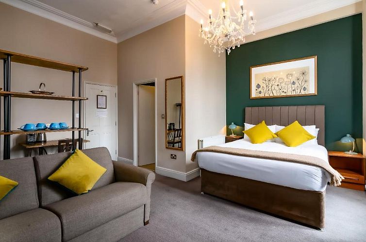 Kew Gardens Hotel