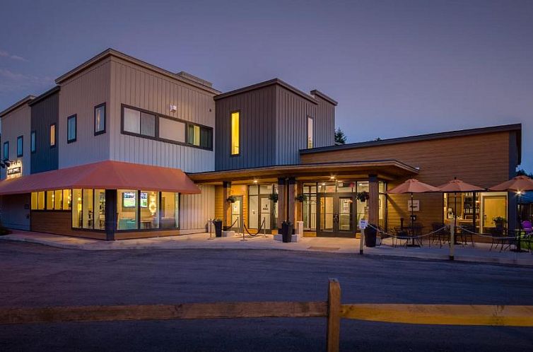 Guest house 6725110 - Apartment New England - Sun & Ski Inn and Suites