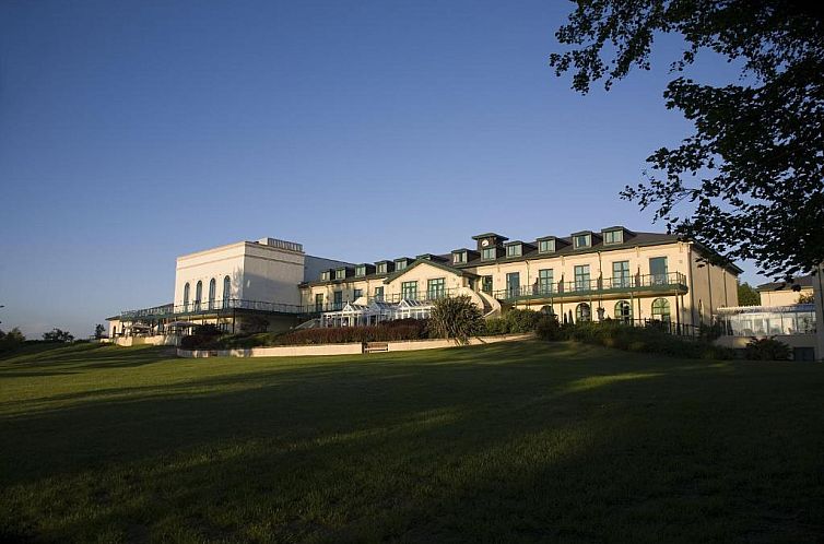 Vale Resort