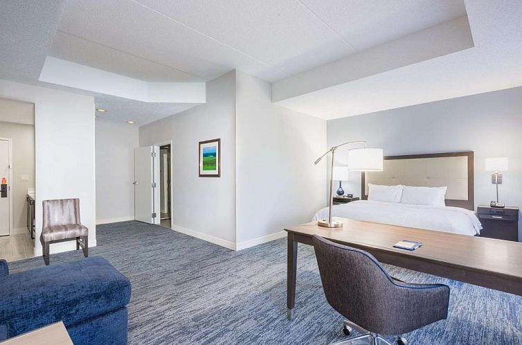 Hampton Inn Mount Airy