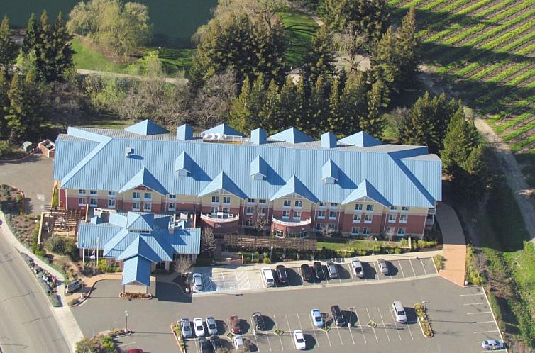 Hilton Garden Inn Sonoma County Airport