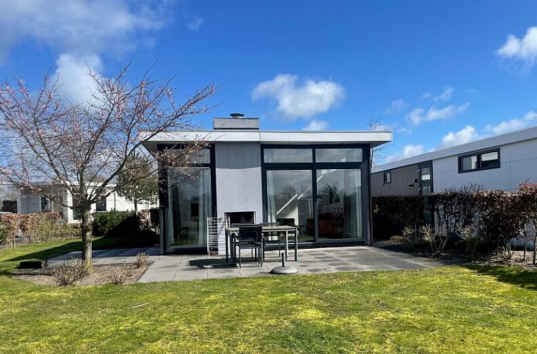 Chalet in Hellevoetsluis