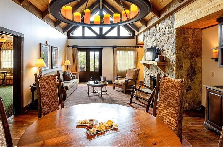 Lanier Islands Legacy Lodge