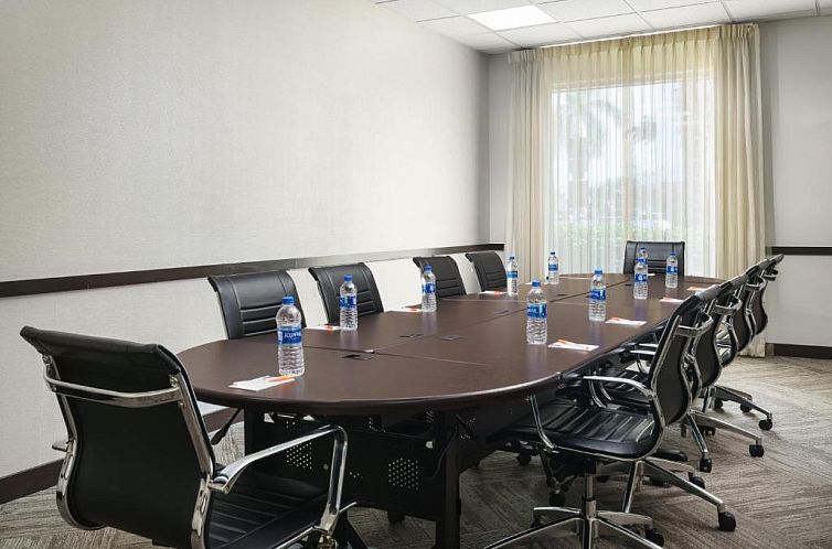 Hyatt Place Fort Lauderdale Airport/Cruise Port