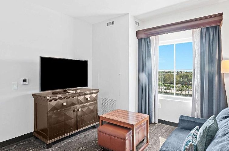 Homewood Suites by Hilton Fort Lauderdale Airport-Cruise Por