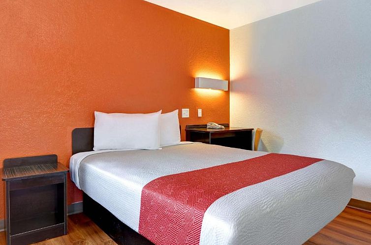 Motel 6 Dania Beach