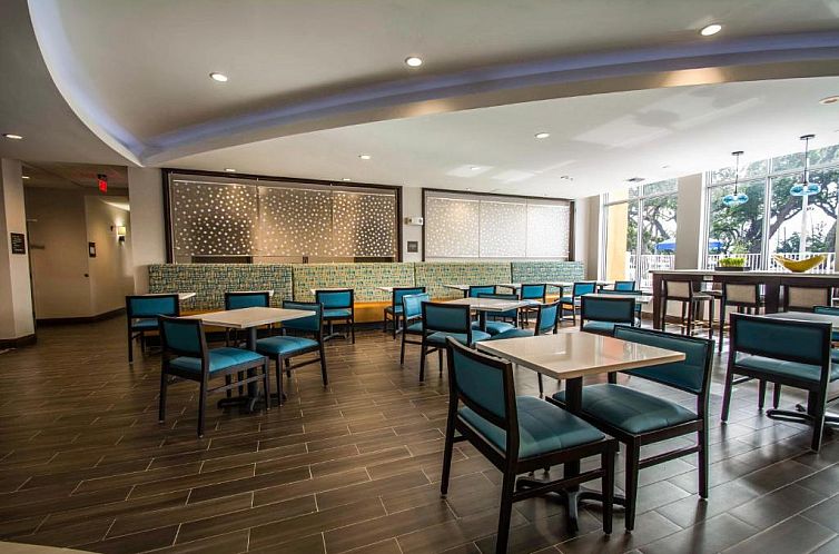 Comfort Suites Fort Lauderdale Airport South & Cruise Port