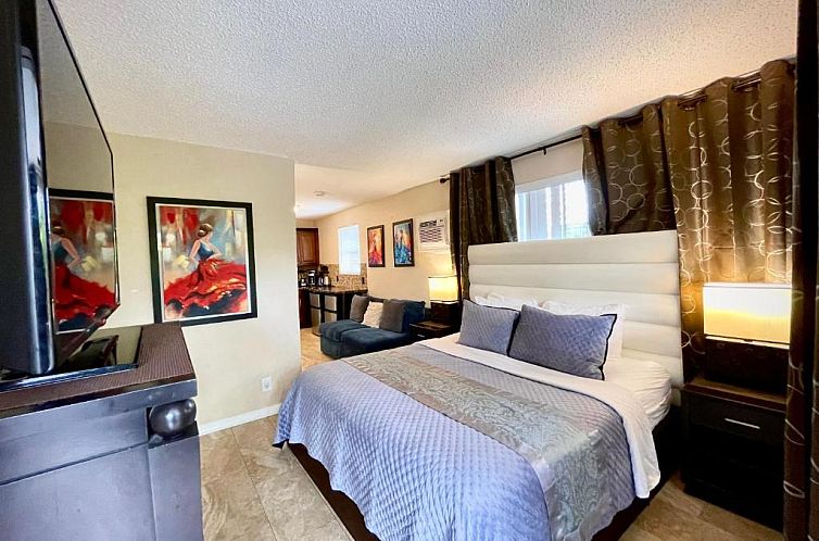 Sheridan Suites Apartments