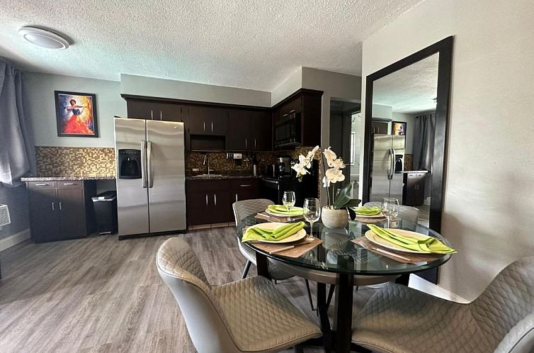 Sheridan Suites Apartments