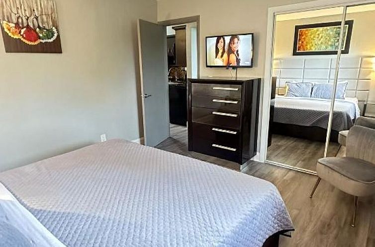 Sheridan Suites Apartments