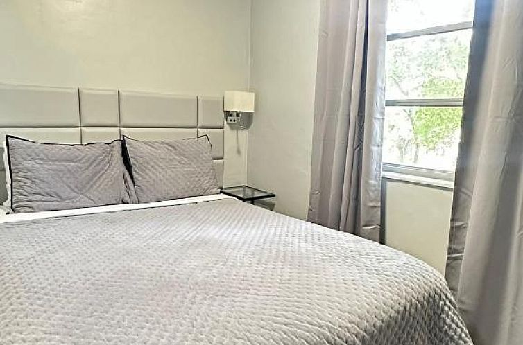 Sheridan Suites Apartments