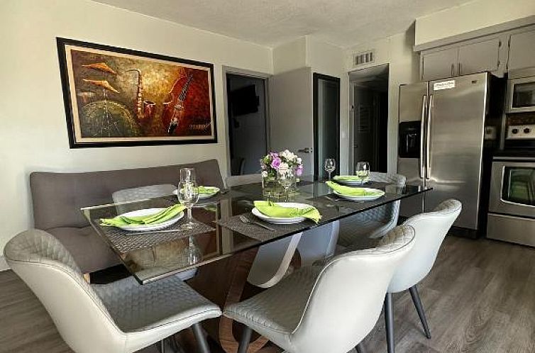 Sheridan Suites Apartments