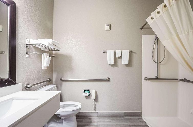 Quality Inn & Suites Lodi