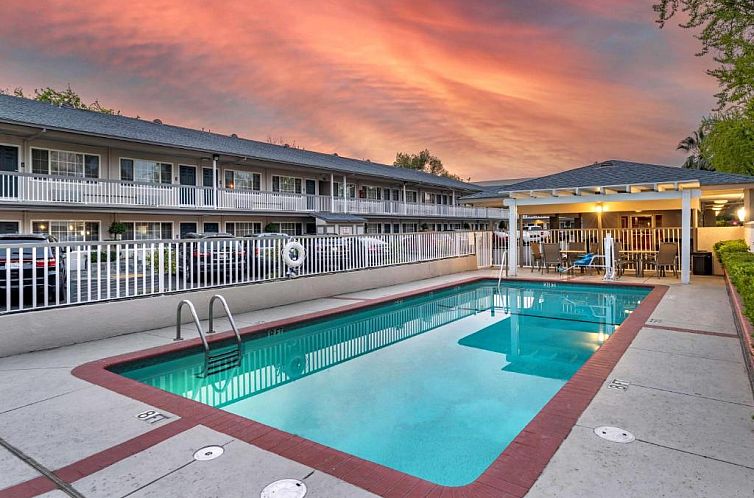 Best Western Town House Lodge