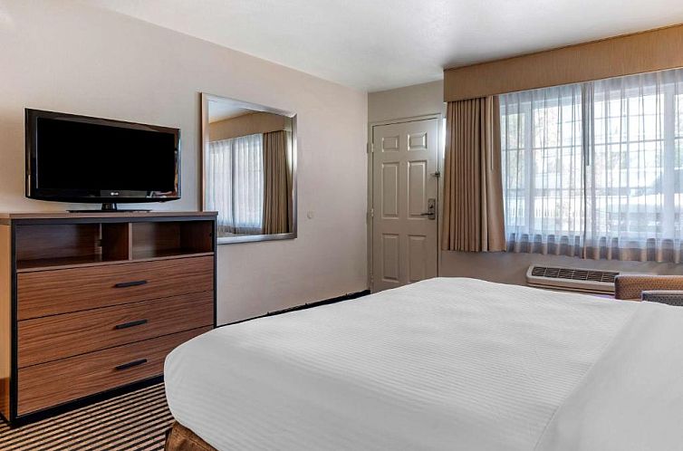 Best Western Town House Lodge