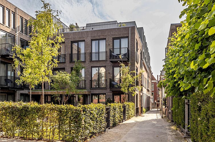 Delft 4B