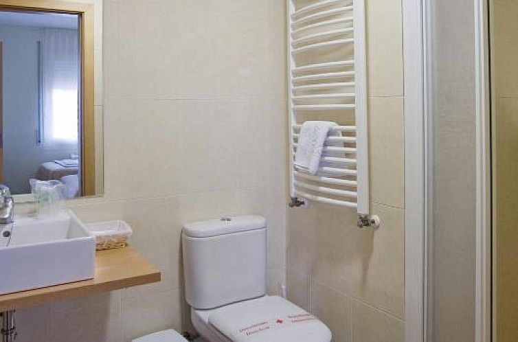 Amolls Restaurant i Habitacions