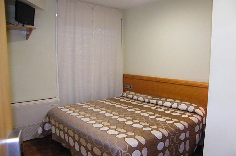 Amolls Restaurant i Habitacions