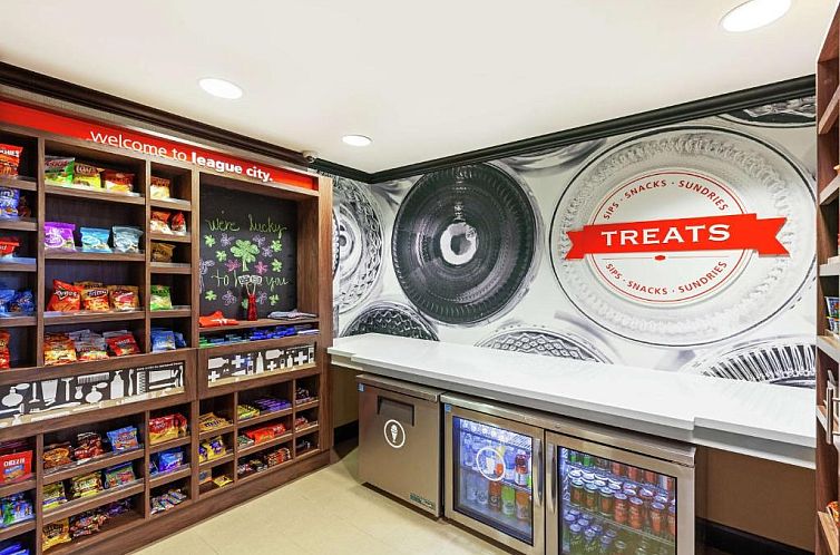 Hampton Inn & Suites Houston/League City