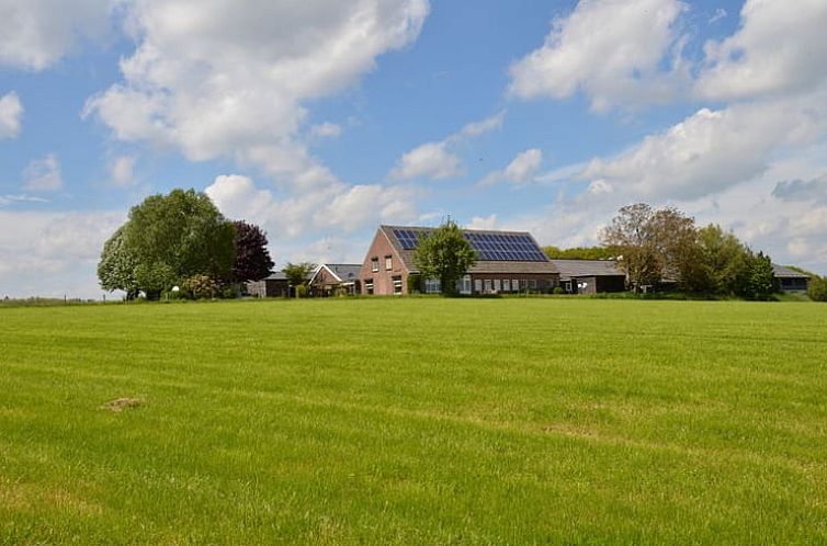 View of green fields at Holiday home in Groesbeek, Rijk van Nijmegen, Gelderland.