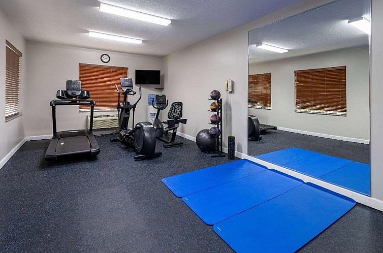 Days Inn & Suites by Wyndham Cherry Hill - Philadelphia