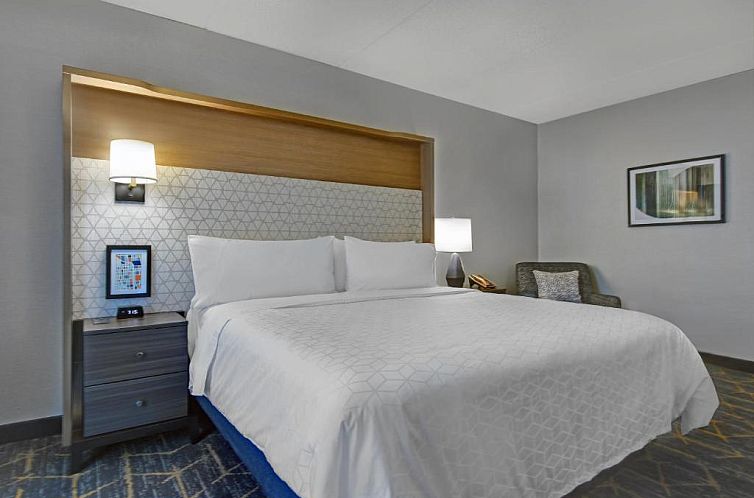 Holiday Inn Philadelphia-Cherry Hill, an IHG Hotel